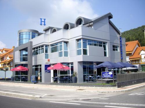 La Traina Hotel Argonos Luaran gambar